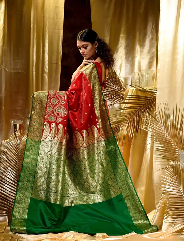Woven_Kanjivaram_,_Banarasi_Jacquard_Saree