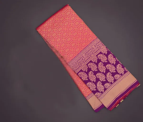 Woven_Kanjivaram_,_Banarasi_Jacquard_Saree