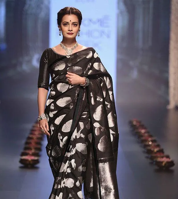 Woven_Kanjivaram_,_Banarasi_Jacquard_Saree