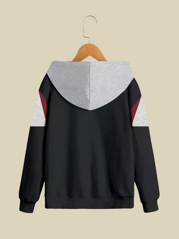 Grey_&_Black_&_Maroon_Pure_Cotton_Regular_Fit_Colorblock_T-Shirt_For_Boys
