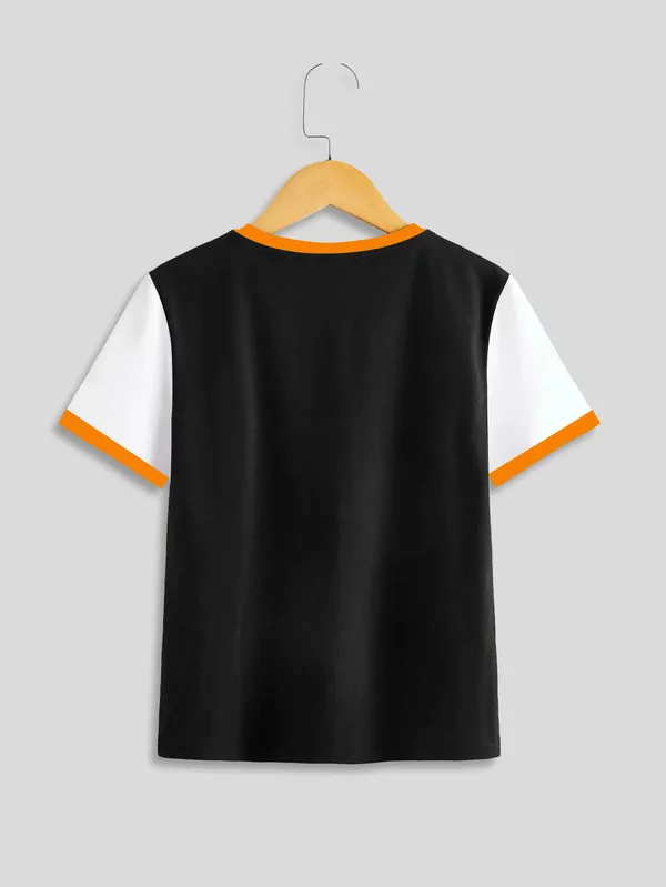 Black_&_White_Pure_Cotton_Regular_Fit_Printed_T-Shirt_For_Boys