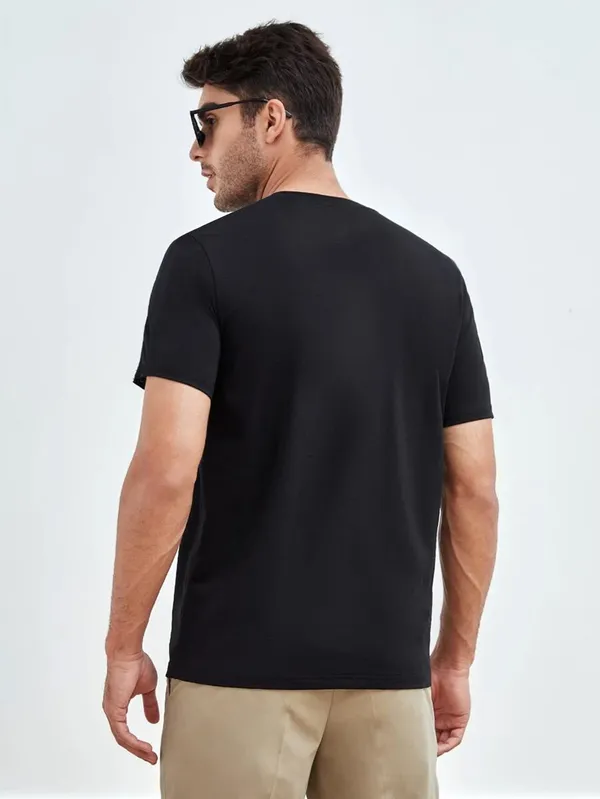 Black_Pure_Cotton_Printed_T-shirt_for_Men