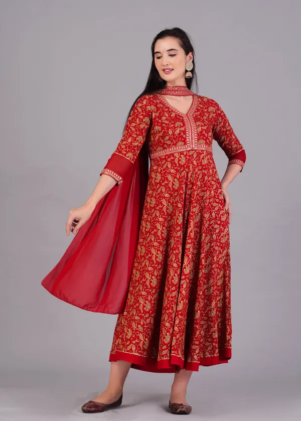 Red_&_Gold_Wedding_Wear_Embellished_Anarkali_Kurta