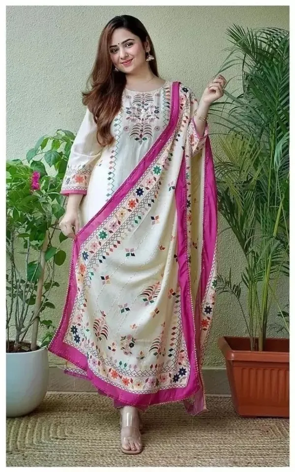 White_Cotton_Blend_Ethnic_Kurta_Set_For_Formal,_Festive_And_Party_Occasions