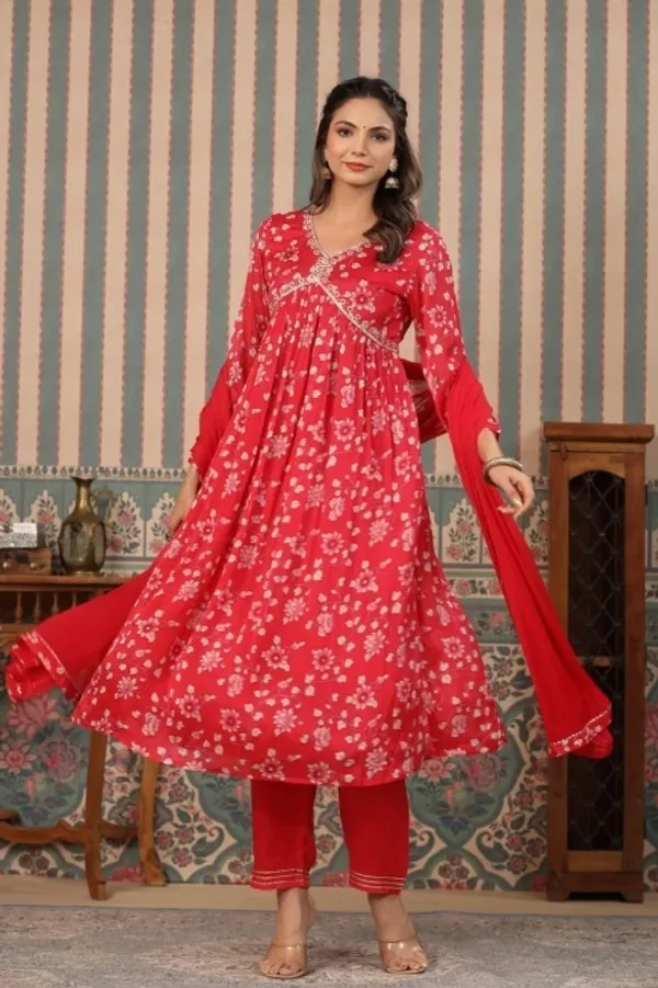 Red_Viscose_Rayon_Round_Neck_Kurta_Set_For_Women