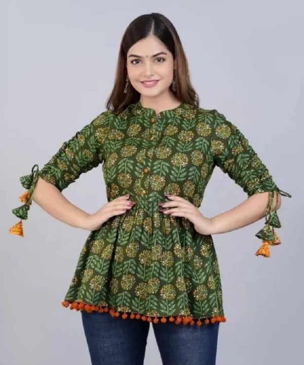 Green_Regular_Top:_Casual_Viscose_Rayon_Fabric_With_Mandarin_Collar