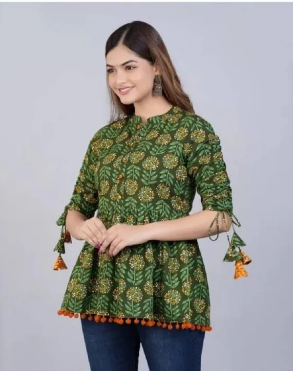 Green_Regular_Top:_Casual_Viscose_Rayon_Fabric_With_Mandarin_Collar
