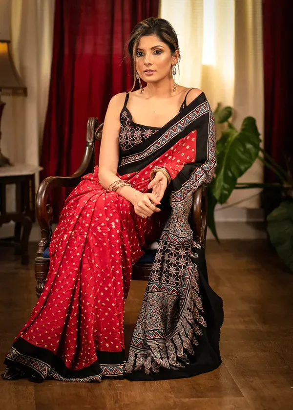 Red__Digital_Printed_Festive_Or_Wedding_Wear_Saree