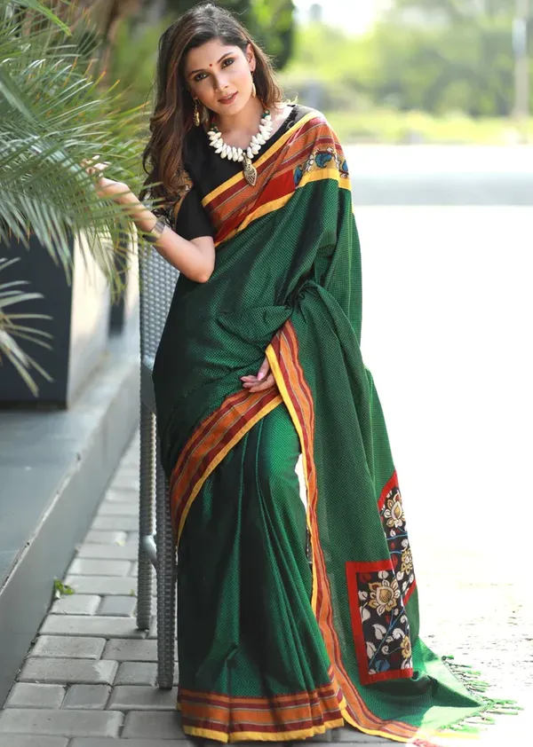 Green_Color_Digital_Printed_Festive_Or_Wedding_Wear_Saree