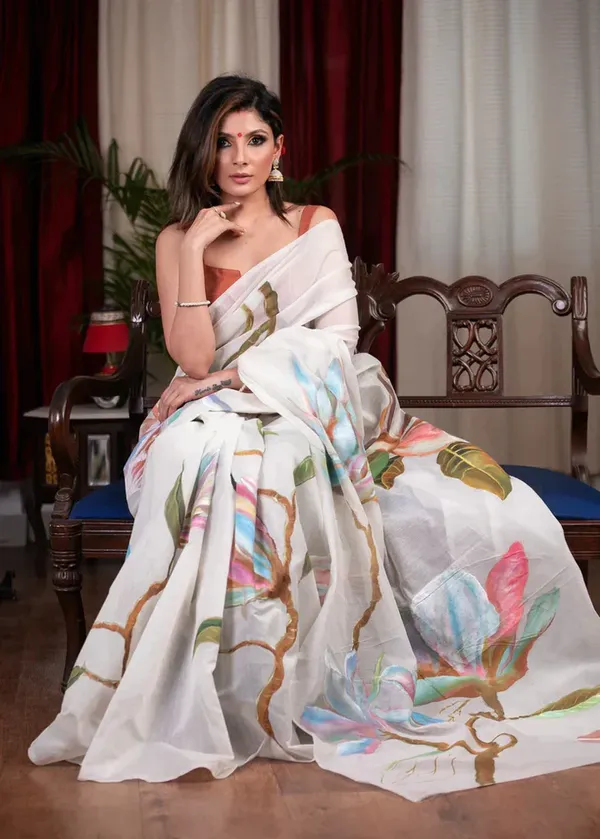 White_Digital_Printed_Festive_Or_Wedding_Wear_Saree