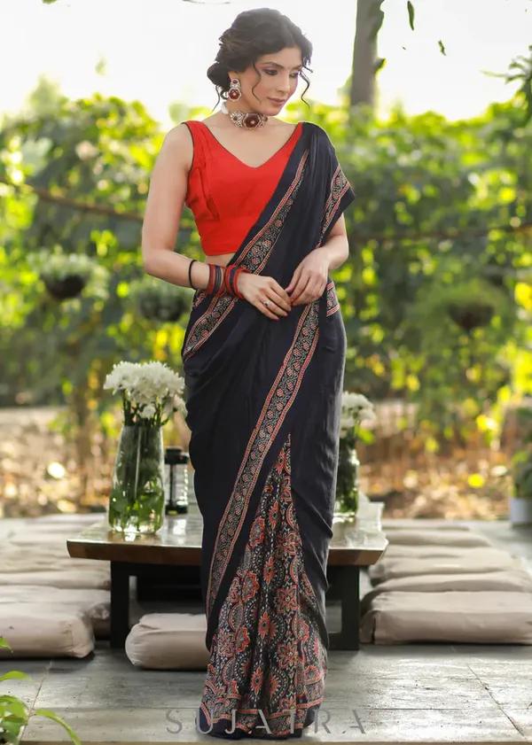 Navy_Blue_Digital_Printed_Festive_Or_Wedding_Wear_Saree