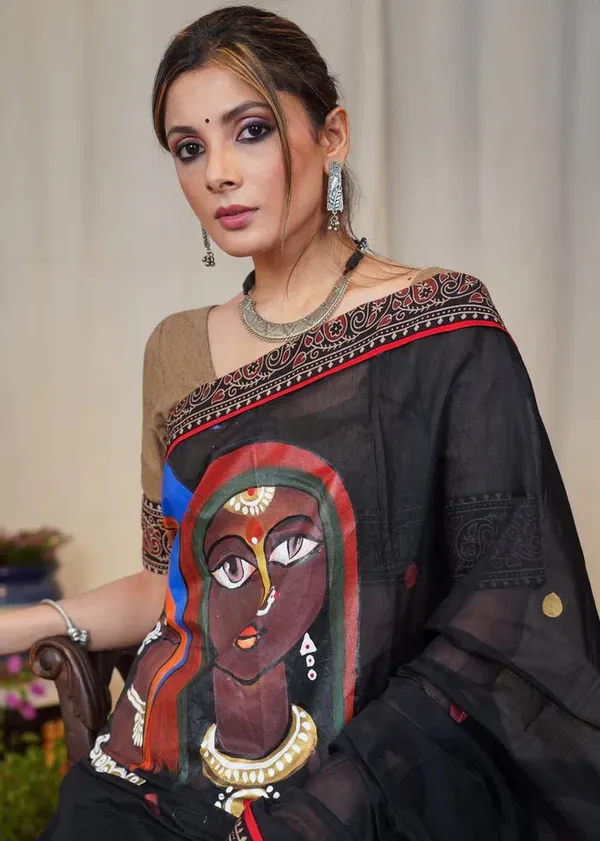 Black_Color_Linen_Printed_Festive_Or_Wedding_Wear_Saree