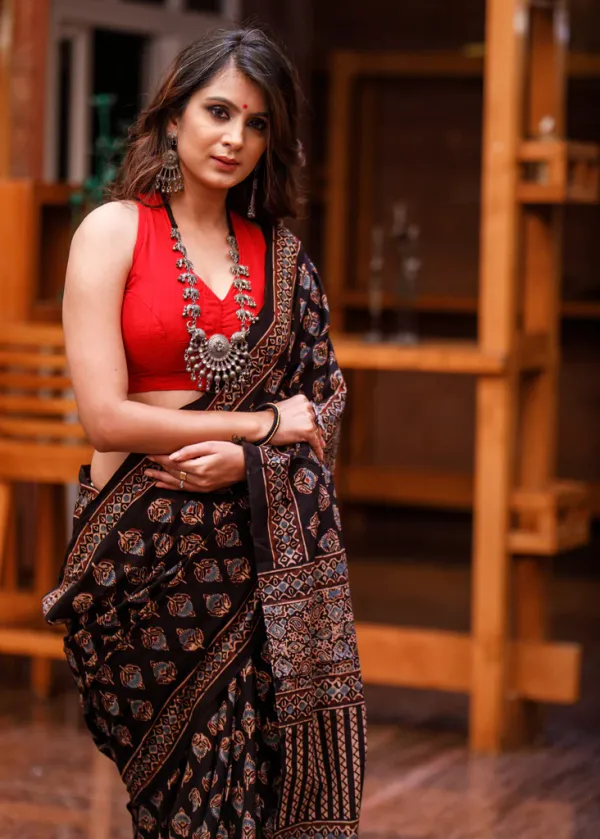 Black_Color_Mul_Mul_Chanderi__Digital_Printed_Festive_Or_Wedding_Wear_Saree
