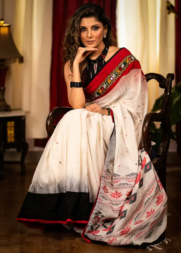 Off_White_Digital_Printed_Festive_Or_Wedding_Wear_Saree