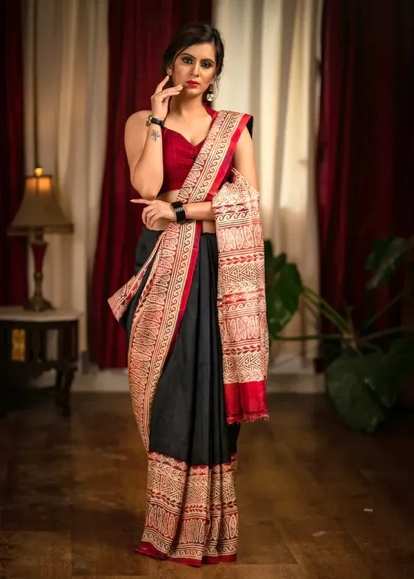 Beige_And_Black__Printed_Festive_Or_Wedding_Wear_Saree