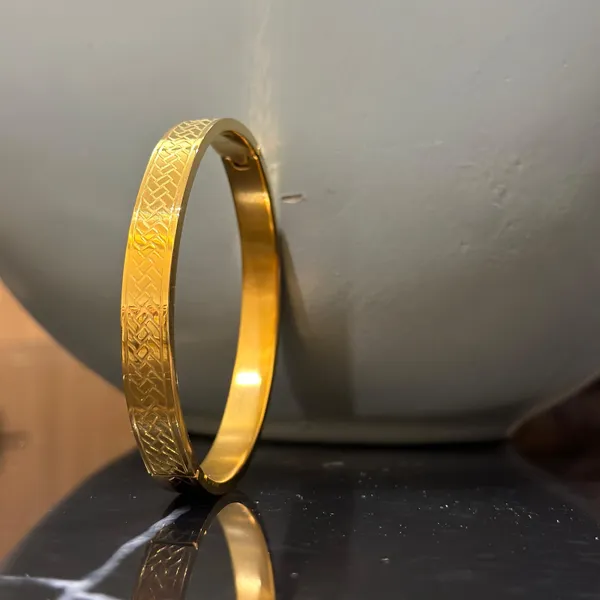 24K_Gold_Platted_Anti_Tarnish_Stainless_Steel_Kada