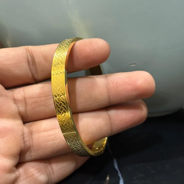 24K_Gold_Platted_Anti_Tarnish_Stainless_Steel_Kada