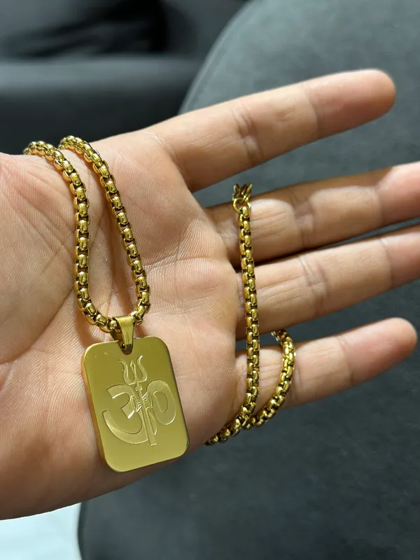 24K_Vermeil_Gold_Platted_Om_Pendant_with_Chain