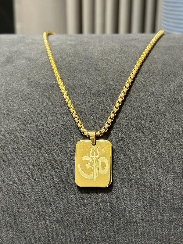 24K_Vermeil_Gold_Platted_Om_Pendant_with_Chain