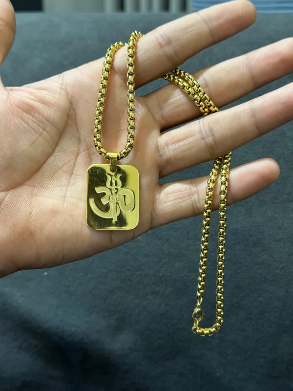 24K_Vermeil_Gold_Platted_Om_Pendant_with_Chain