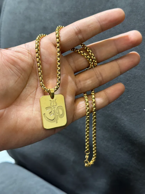 24K_Vermeil_Gold_Platted_Om_Pendant_with_Chain