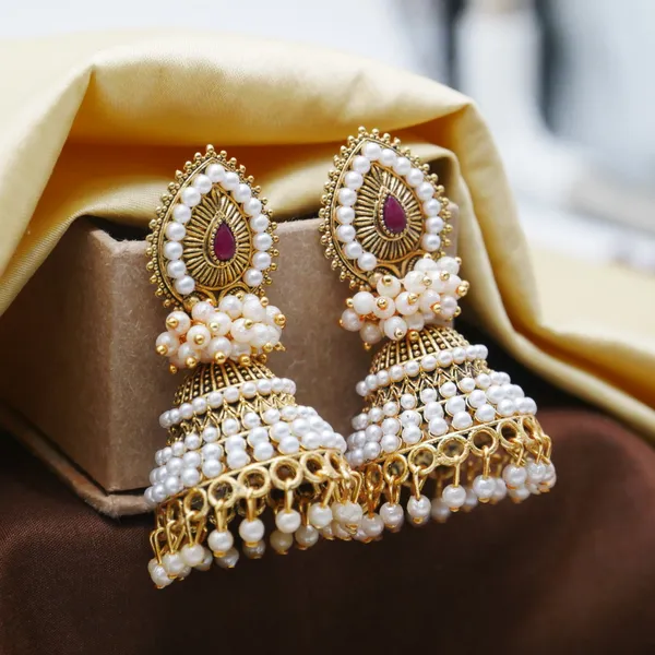 Pearl_Attached_Jhumka_Earrings_for_Girls_and_women.