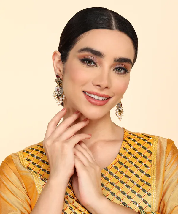 Gold_Pearl_Studded_Earrings_For_Girls_And_Women