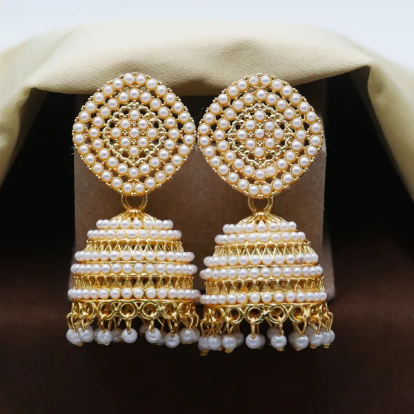 Pearl_Studded_Jhumka_Earrings_for_Girls.
