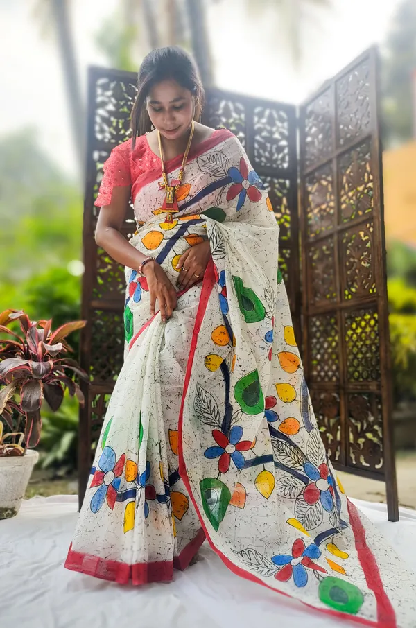 Momchitra_BATIK_Saree_With_Blouse_Piece