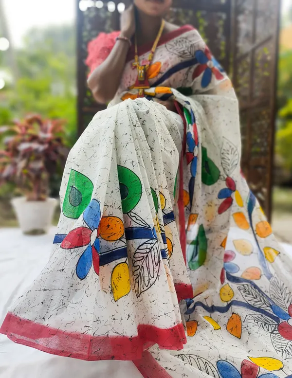 Momchitra_BATIK_Saree_With_Blouse_Piece