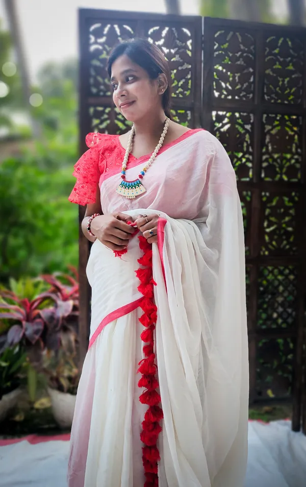 White_saree_with_100_Count_Moll_Cotton_Handloom_Saree