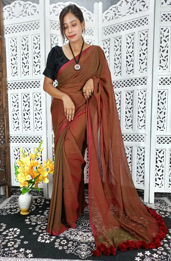 Brown_saree_with_100_Count_Mol_Cotton_Handloom_Saree_Without_Blouse_Piece