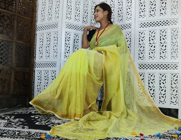 Yellow_Linen_Jamdani_Handloom_Saree_For_Women