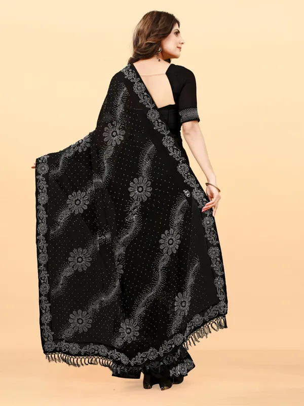 BLACK_COLOR_BOLLYWOOD_GEORGETTE_SAREE_WITH_SIROSKI_DIAMONDS_WORK