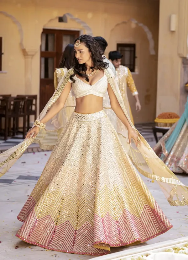 Cream_Heavy_Faux_Georgette_Lehenga_Choli__(_Semi_Stiched_)