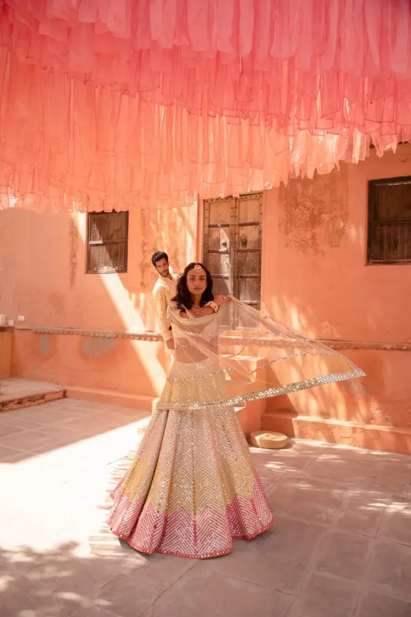 Cream_Heavy_Faux_Georgette_Lehenga_Choli__(_Semi_Stiched_)