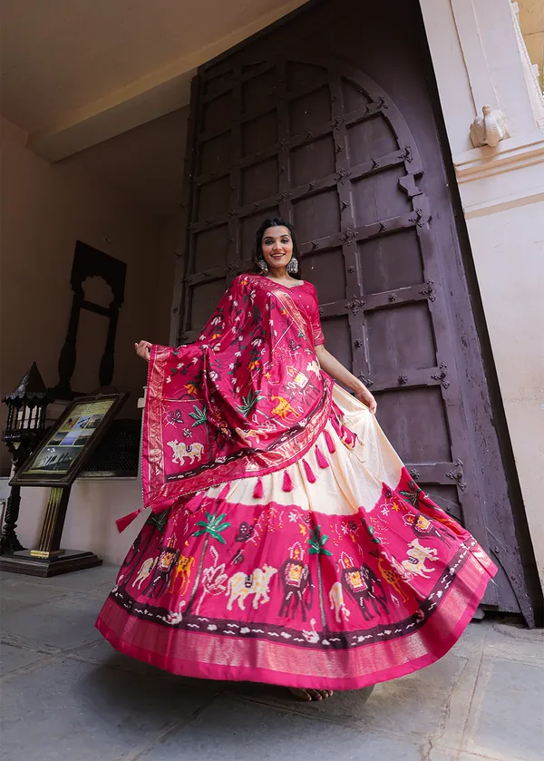 Pink_Patola_Print_Traditional_Lehenga_Choli_Set