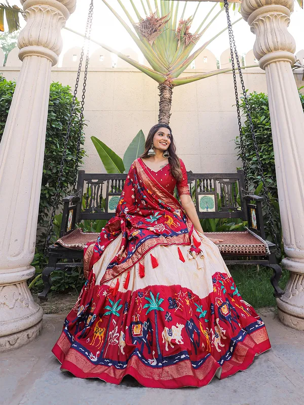 Red_Patola_Print_Traditional_Lehenga_Choli_Set