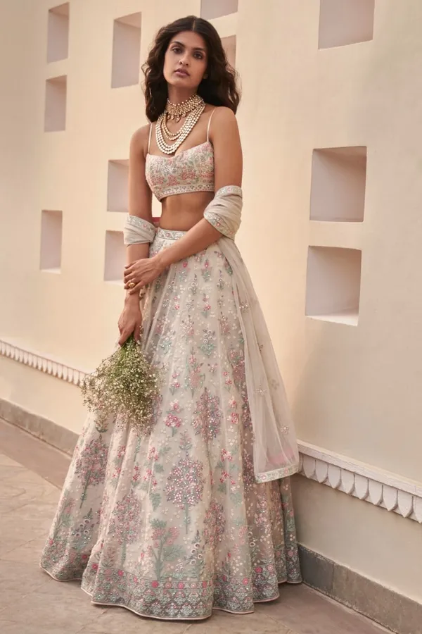 Cream_Heavy_Faux_Georgette_Lehenga_Choli__(_Semi_Stiched_)