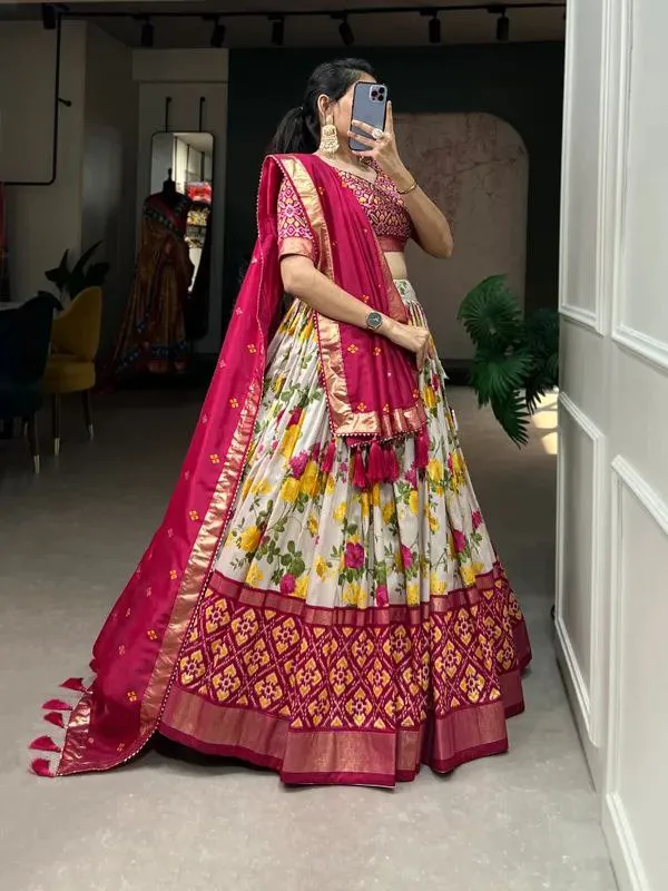 Red_Patola_Print_Traditional_Lehenga_Choli