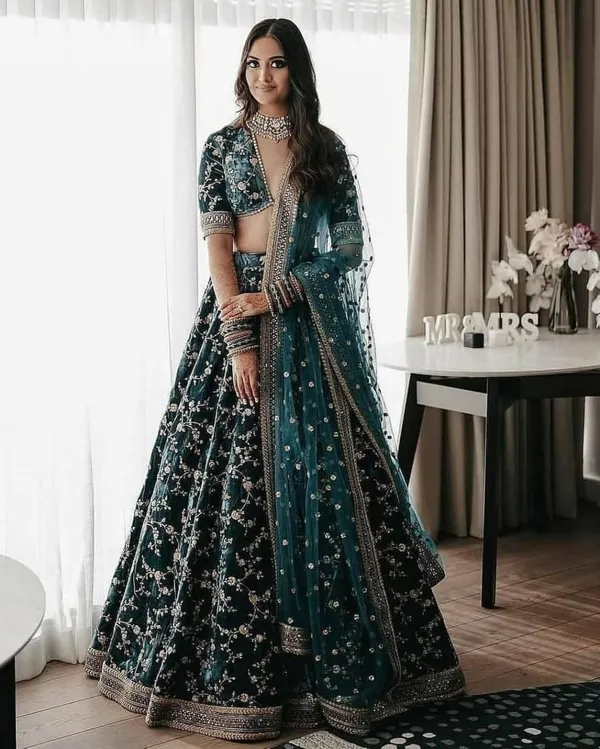 Green_Heavy_Faux_Georgette_Lehenga_Choli__(_Semi_Stiched_)