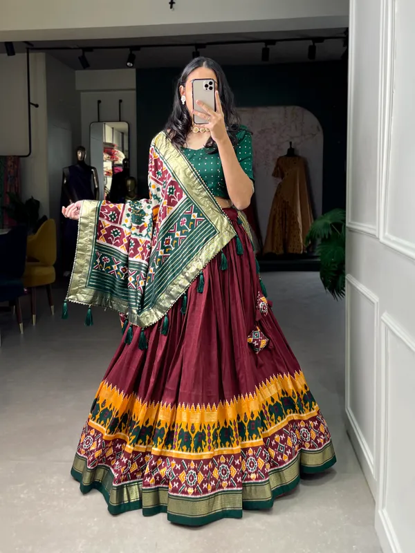 Maroon_Patola_Print_Traditional_Lehenga_Choli_Set