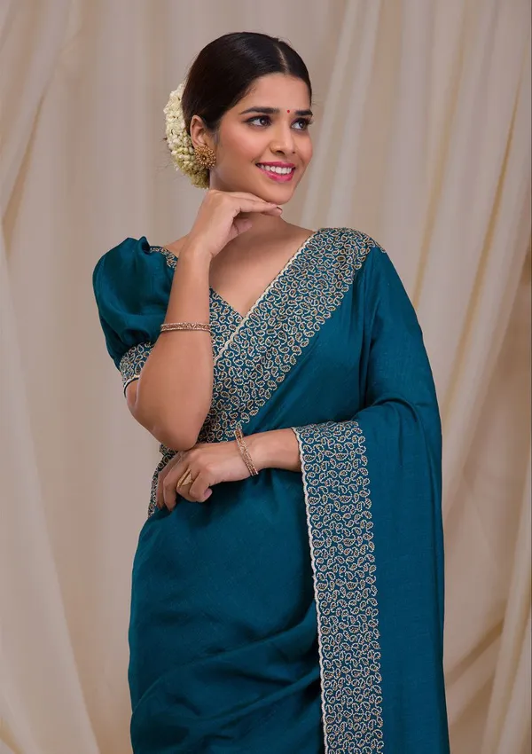 Morpich_Blooming_Vichitra_Saree_For_Preety_Ladies