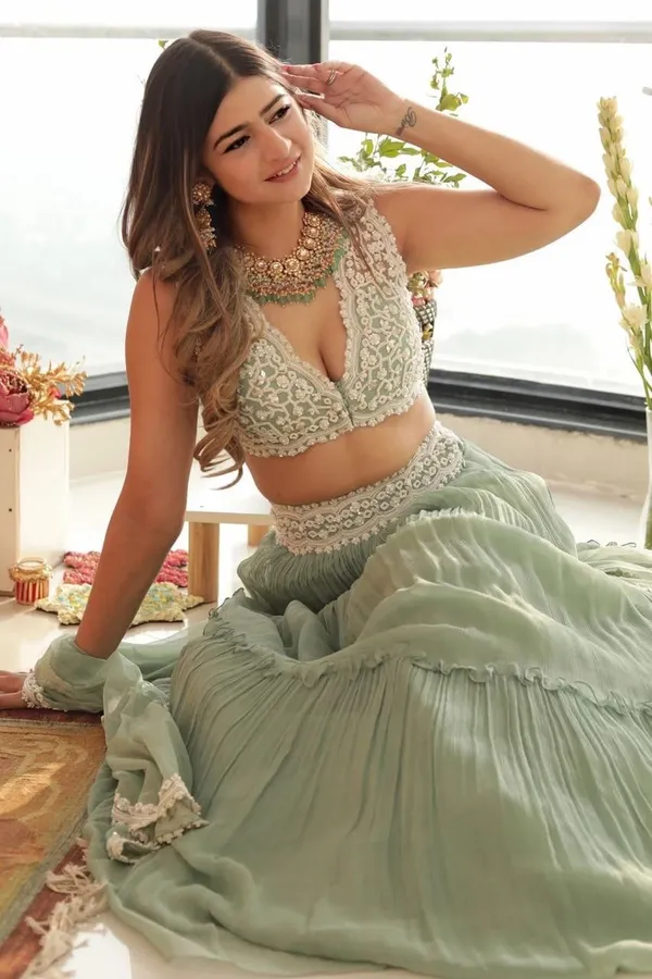 Sea_Green_Heavy_Faux_Georgette_Lehenga_Choli__(_Semi_Stiched_)