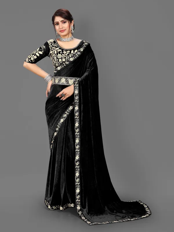 Unstitched_Velvet_Blouse_Material_embroidered