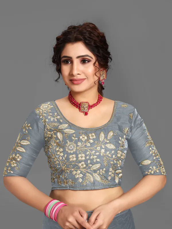 Unstitched_Velvet_Blouse_Material_embroidered