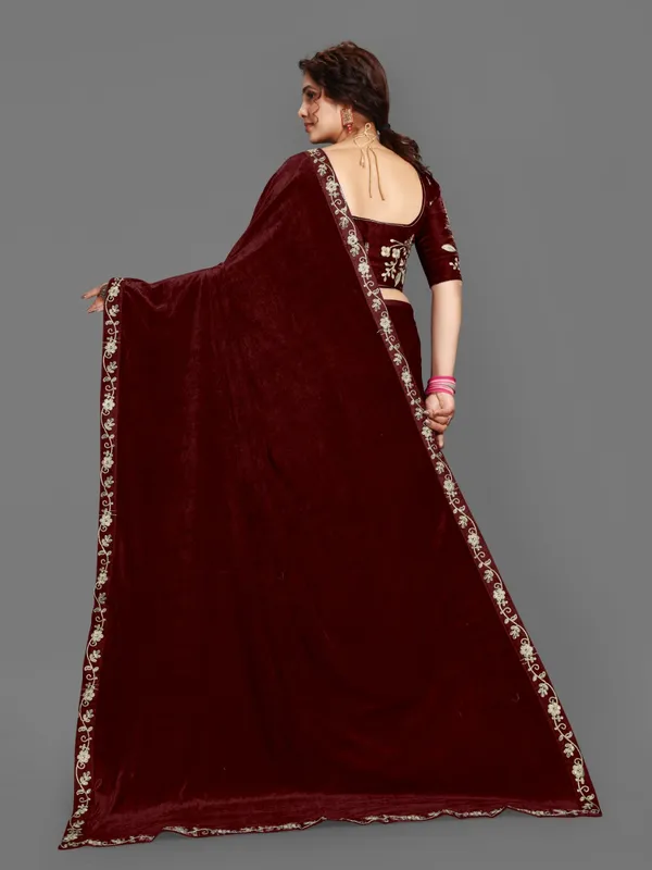 Unstitched_Velvet_Blouse_Material_embroidered