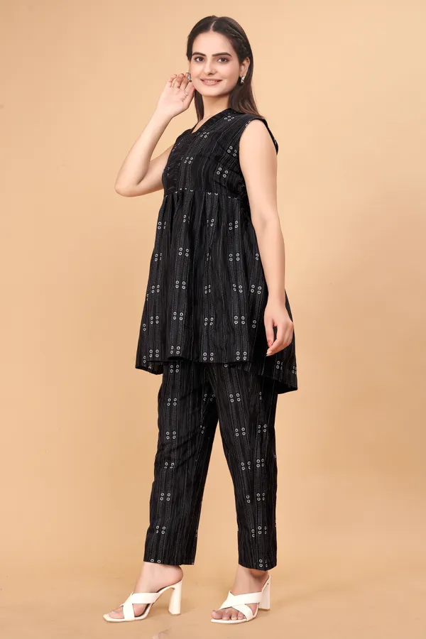 Black_Tunic_and_pant_cords_set
