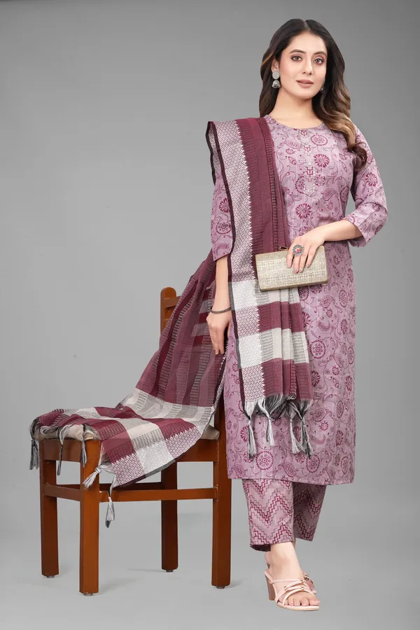 Floral_printed_cotton_kurta_,pant_with__dupatta_set