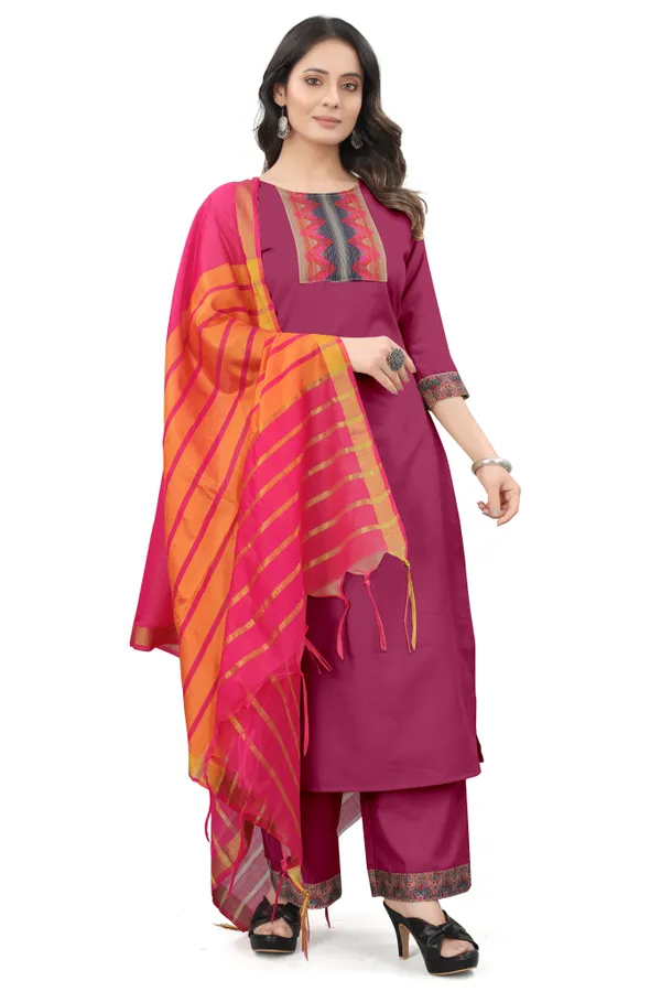 Maroon_Cotton_Blend_Solid_Kurta_Pant_Dupatta_Set